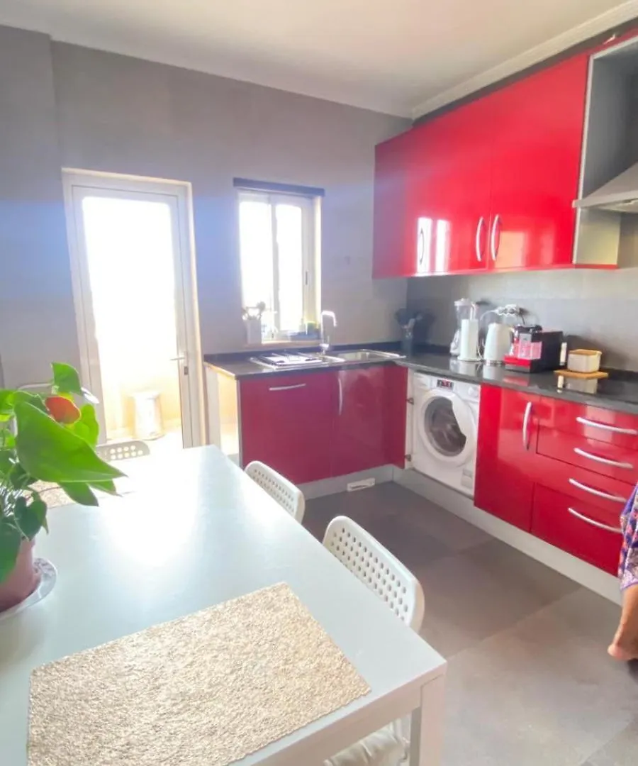 Rooms In Faro Close To Airport Δωμάτια σε οικογενειακή κατοικία